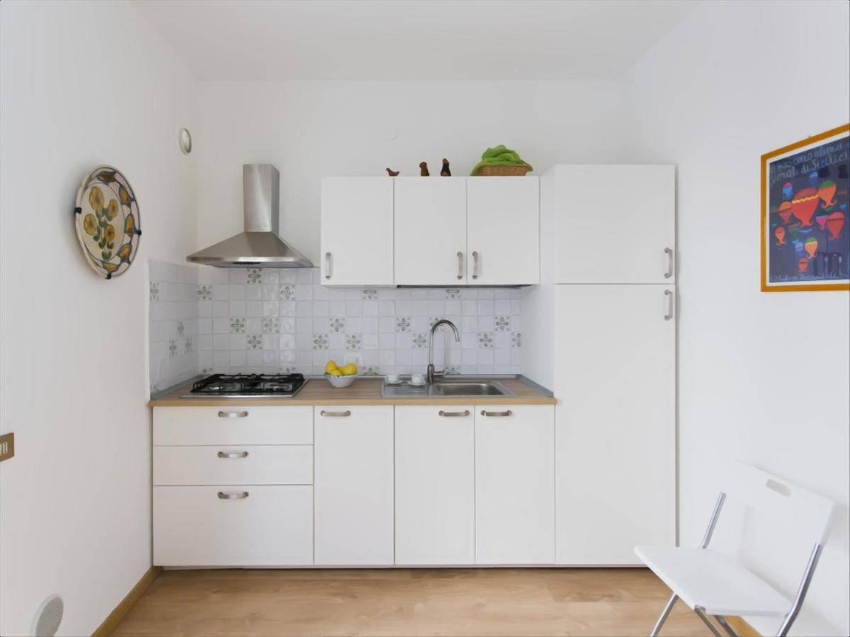 Il Geranio Blu Apartment Palermo Luaran gambar